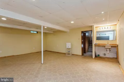 2417 Countryside Dr, Silver Spring, MD 20905 photo 41