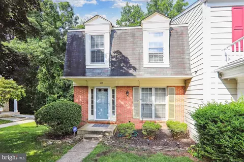 213 Finale Ter, Silver Spring, MD 20901 photo 3