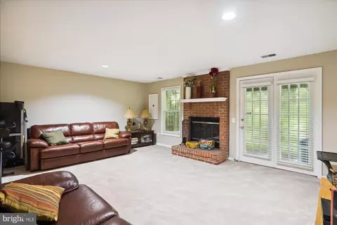 213 Finale Ter, Silver Spring, MD 20901 photo 26