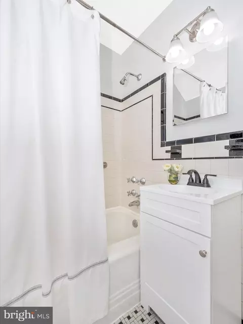 115 Normandy Dr, Silver Spring, MD 20901 photo 34