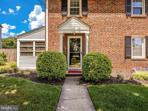 115 Normandy Dr, Silver Spring, MD 20901 photo 5