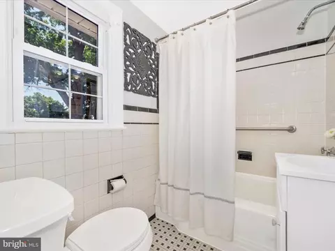115 Normandy Dr, Silver Spring, MD 20901 photo 31