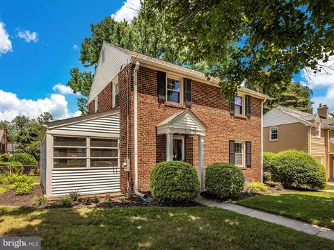 115 Normandy Dr, Silver Spring, MD 20901 photo 4