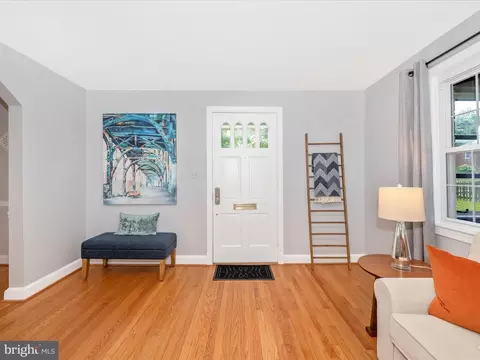115 Normandy Dr, Silver Spring, MD 20901 photo 6