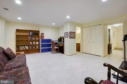 1421 Casino Cir, Silver Spring, MD 20906 photo 22