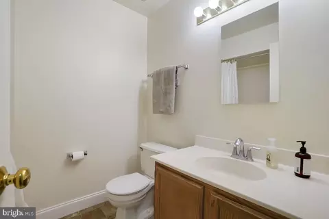 1421 Casino Cir, Silver Spring, MD 20906 photo 18