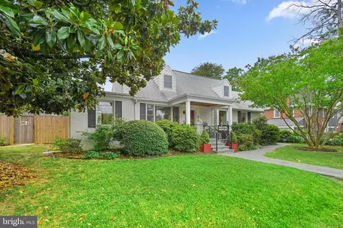 400 Lanark Way, Silver Spring, MD 20901 photo 2
