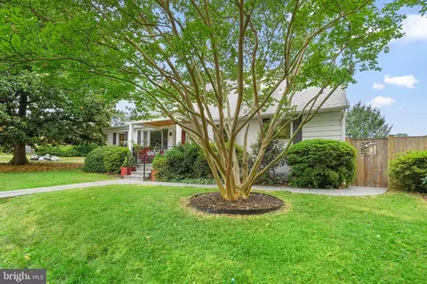 400 Lanark Way, Silver Spring, MD 20901 photo 3