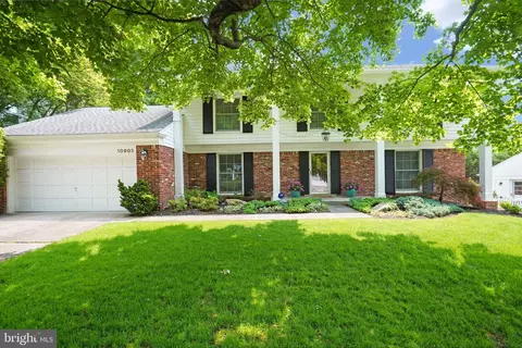 10905 Old Coach Rd, Potomac, MD 20854