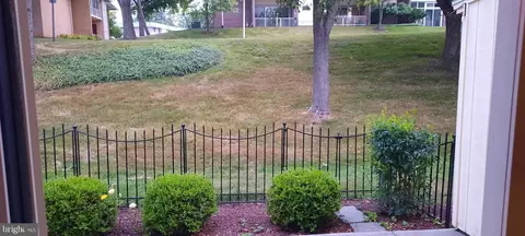 3288 Gleneagles Dr #66-C, Silver Spring, MD 20906 photo 10