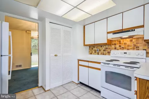 11611 Fulham St, Silver Spring, MD 20902 photo 11