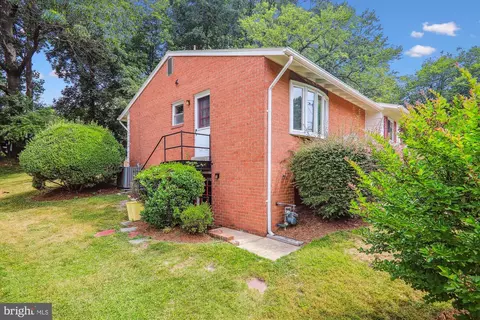 11611 Fulham St, Silver Spring, MD 20902 photo 49