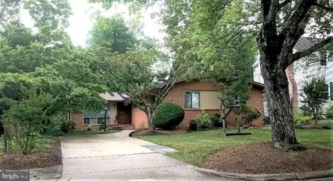 122 Saint Lawrence Dr, Silver Spring, MD 20901