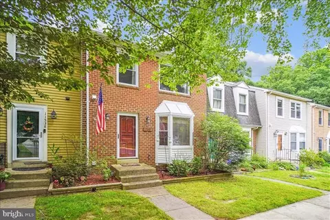 11540 Summer Oak Dr, Germantown, MD 20874