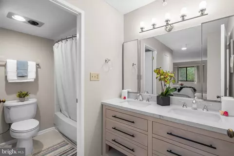 15107 Interlachen Dr #2-408, Silver Spring, MD 20906 photo 18