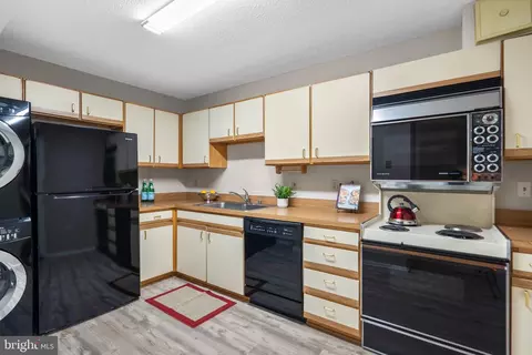 15107 Interlachen Dr #2-408, Silver Spring, MD 20906 photo 11