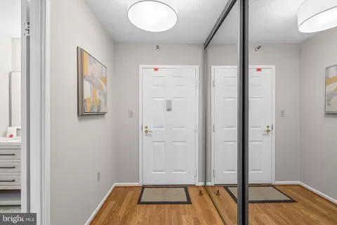 15107 Interlachen Dr #2-408, Silver Spring, MD 20906 photo 3