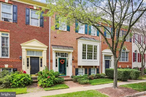 1108 Havencrest St, Rockville, MD 20850