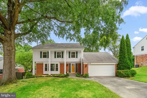 11124 Hurdle Hill Dr, Potomac, MD 20854