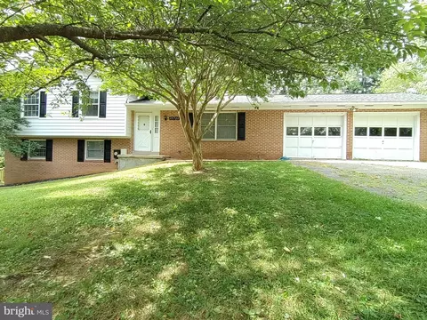 15720 Pamela Dr, Silver Spring, MD 20905