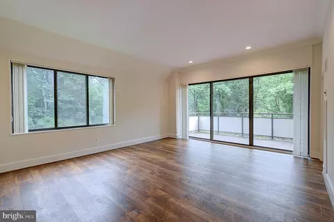 5225 Pooks Hill Rd #A28N, Bethesda, MD 20814