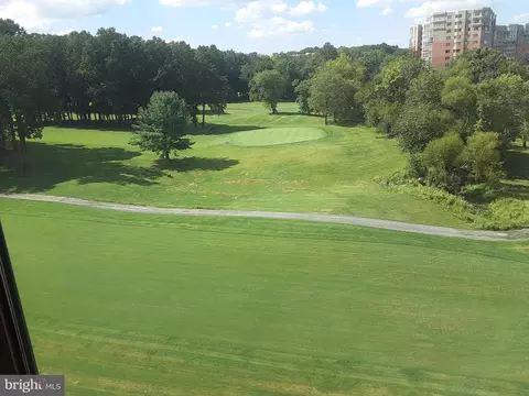 3005 S Leisure World Blvd #509, Silver Spring, MD 20906