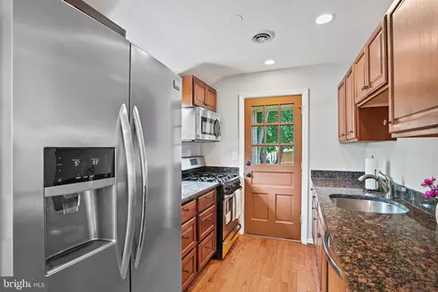 2611 Weisman Rd, Silver Spring, MD 20902 photo 13
