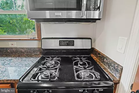 2611 Weisman Rd, Silver Spring, MD 20902 photo 16