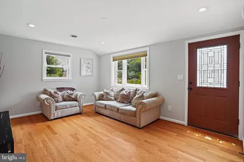 2611 Weisman Rd, Silver Spring, MD 20902 photo 7