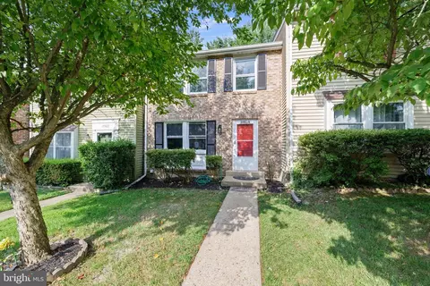 19924 Wheelwright Dr, Gaithersburg, MD 20886