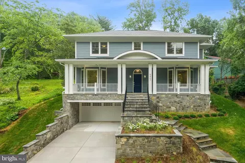 6407 W Halbert Rd, Bethesda, MD 20817