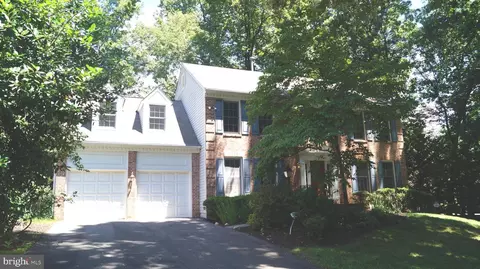 17091 Briardale Rd, Derwood, MD 20855