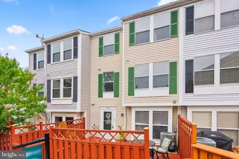 11218 Legato Way, Silver Spring, MD 20901 photo 2
