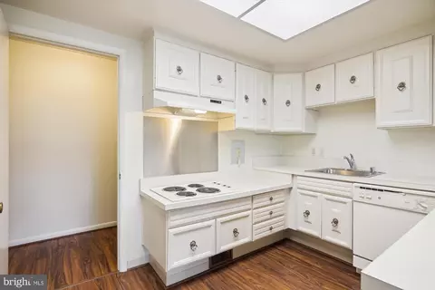 3404 Chiswick Ct #48-1F, Silver Spring, MD 20906 photo 4