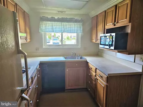 3474 Chiswick Ct #41-B, Silver Spring, MD 20906 photo 5