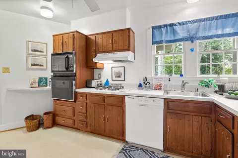 10325 Parkman Rd, Silver Spring, MD 20903 photo 14