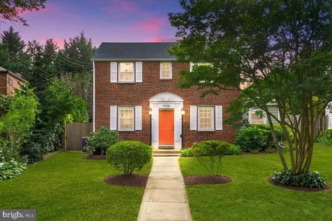 9408 Woodland Dr, Silver Spring, MD 20910