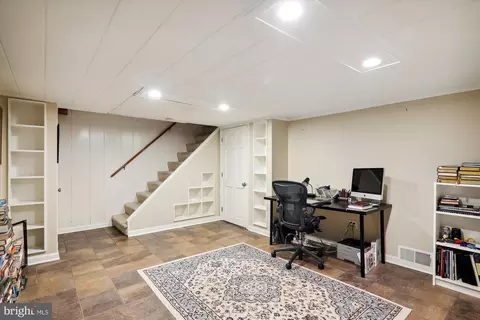 123 Normandy Dr, Silver Spring, MD 20901 photo 38