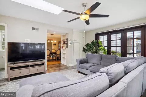 123 Normandy Dr, Silver Spring, MD 20901 photo 13