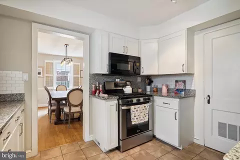 123 Normandy Dr, Silver Spring, MD 20901 photo 17