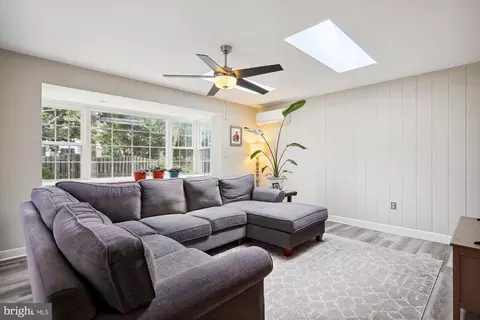123 Normandy Dr, Silver Spring, MD 20901 photo 14