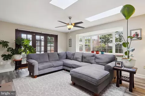 123 Normandy Dr, Silver Spring, MD 20901 photo 12