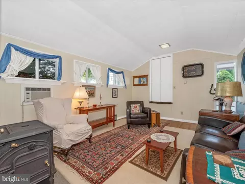 15010 Clopper Rd, Boyds, MD 20841 photo 2