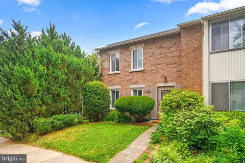 19307 Thomas Farm Rd, Montgomery Village, MD 20886