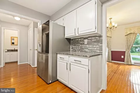 14505 Sandy Ridge Rd, Silver Spring, MD 20905 photo 17