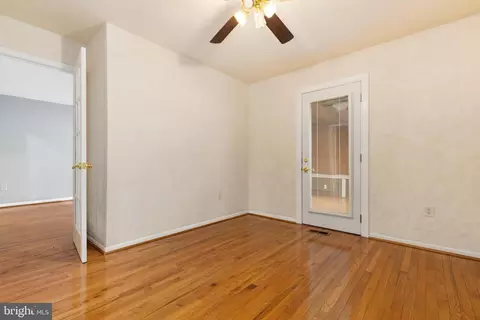 14505 Sandy Ridge Rd, Silver Spring, MD 20905 photo 8