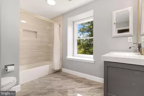14505 Sandy Ridge Rd, Silver Spring, MD 20905 photo 27