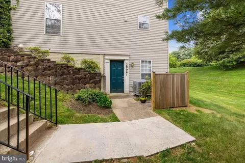 20061 Dunstable Cir #412, Germantown, MD 20876