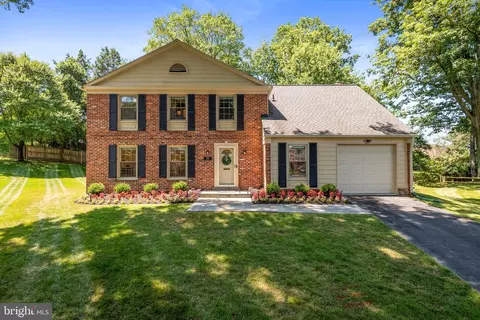 1108 Cedrus Way, Potomac, MD 20854