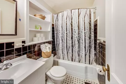 9608 Sutherland Rd, Silver Spring, MD 20901 photo 34